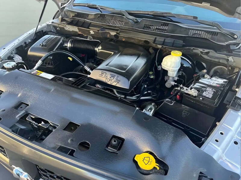 2020 RAM 1500 Classic SLT