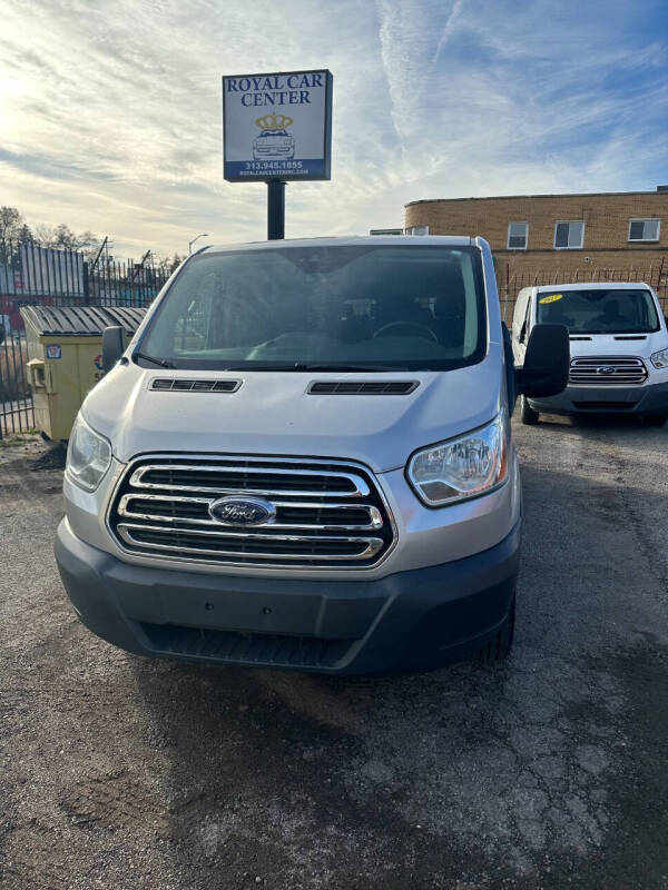 2016 Ford Transit XLT's photo