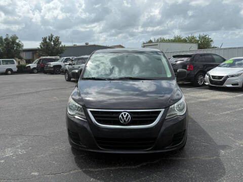 2012 Volkswagen Routan S