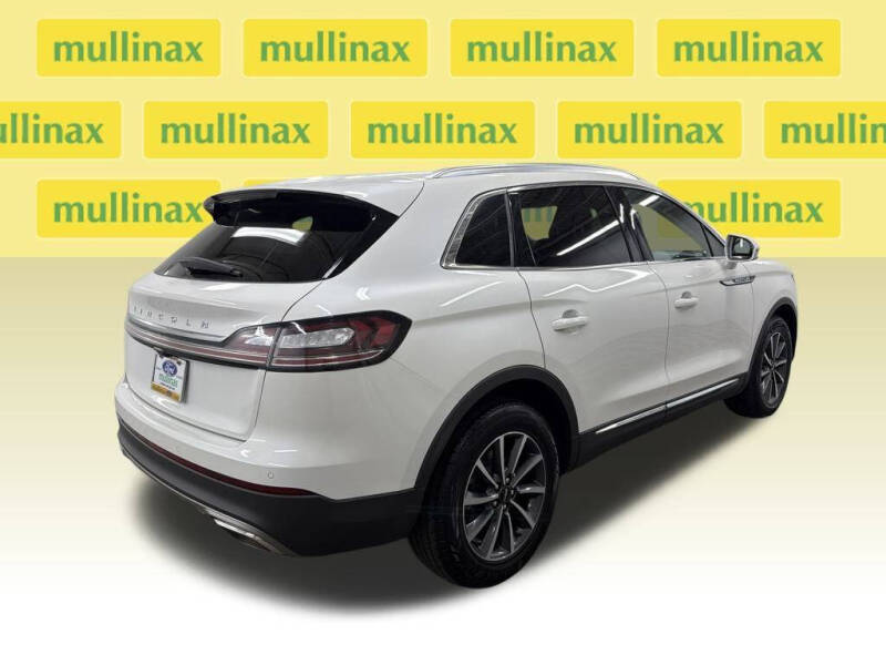 2022 Lincoln Nautilus Standard