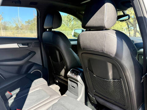 2015 Audi Q5 2.0T quattro Premium Plus