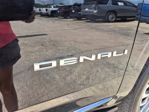 2024 GMC Yukon Denali Ultimate