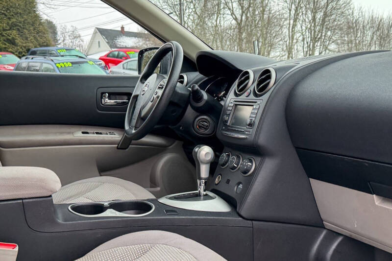 2012 Nissan Rogue SV