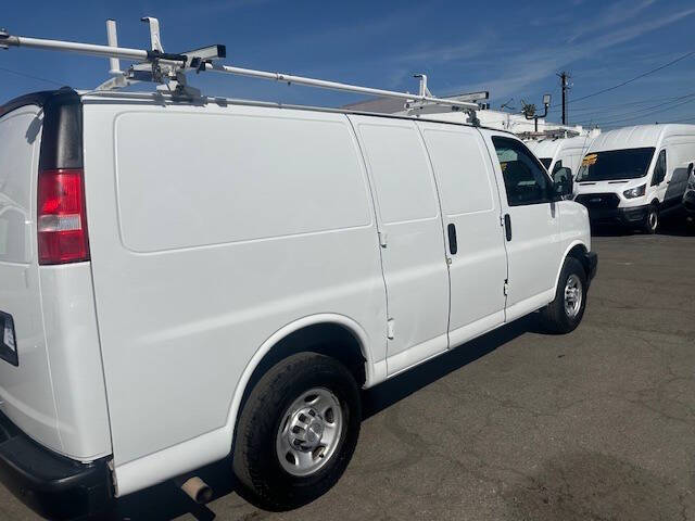 2018 Chevrolet Express 2500