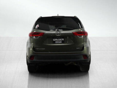 2017 Toyota Highlander LE Plus