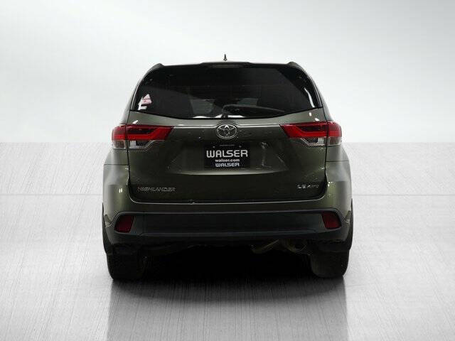 2017 Toyota Highlander LE Plus