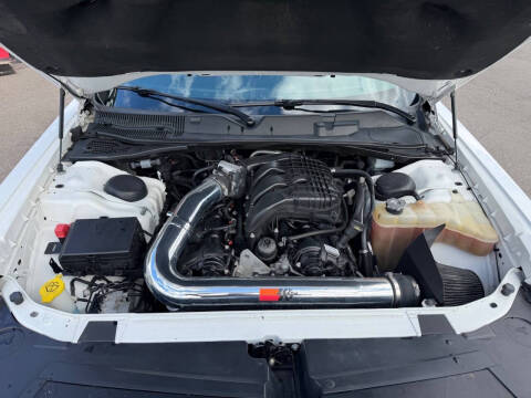 2017 Dodge Challenger SXT Plus