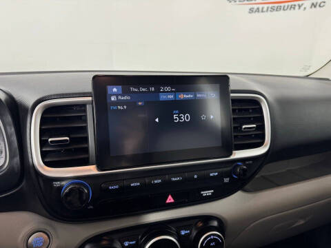 2024 Hyundai Venue SEL