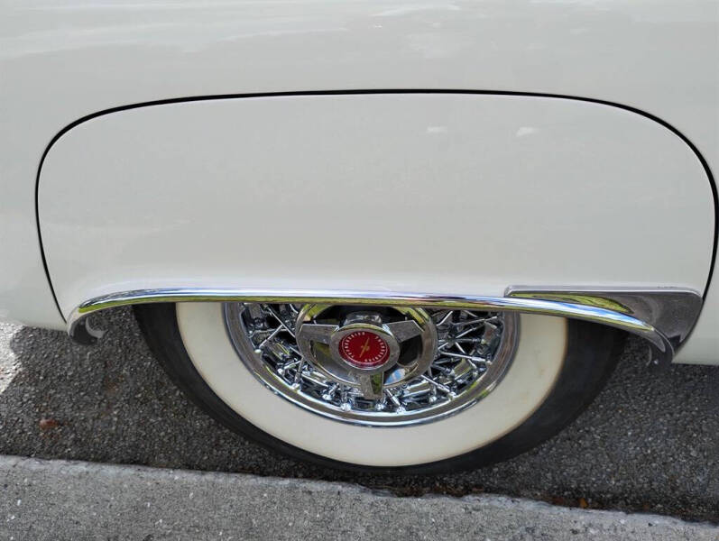 1957 Ford Thunderbird