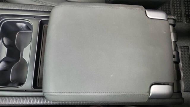 2023 Land Rover Defender 90 75th Anniversary Edition