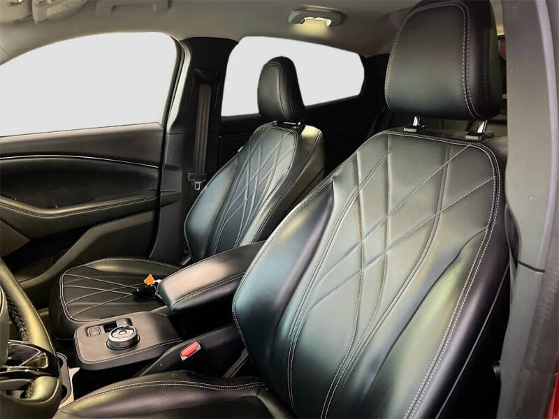 2021 Ford Mustang Mach-E Select