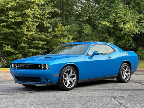 2015 Dodge Challenger SXT Plus