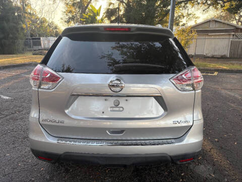 2015 Nissan Rogue SV