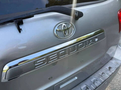 2008 Toyota Sequoia Platinum