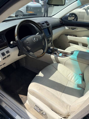 2008 Lexus LS 460