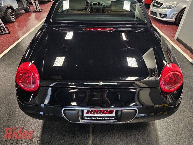 2005 Ford Thunderbird Deluxe