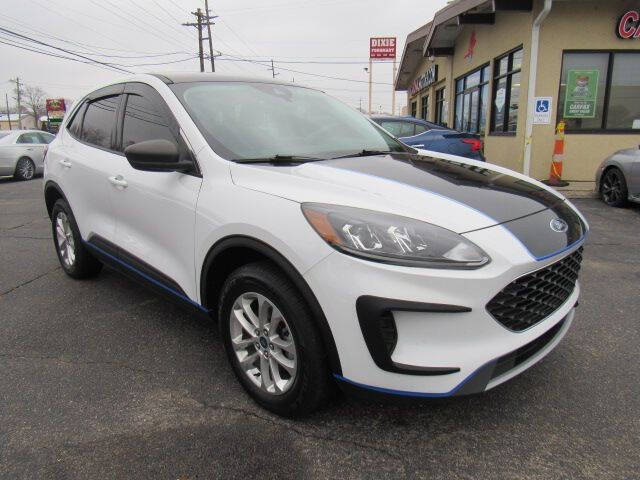 2022 Ford Escape SE's photo