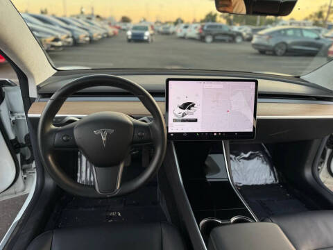 2017 Tesla Model 3 Long Range