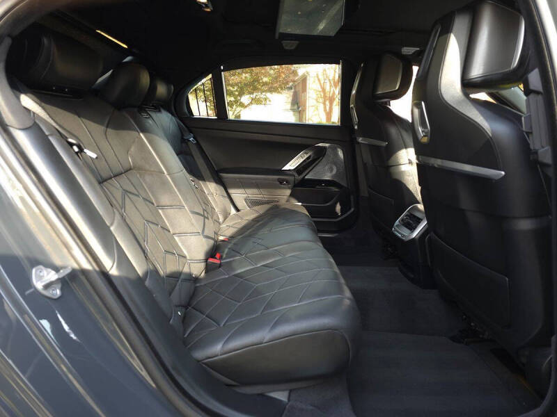 2024 BMW i7 xDrive60