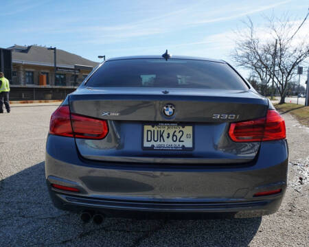 2018 BMW 3 Series 330i xDrive