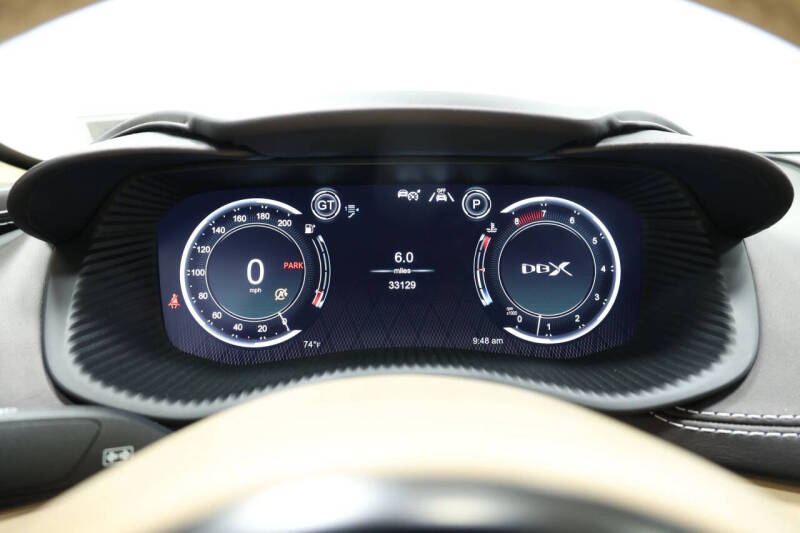 2021 Aston Martin DBX