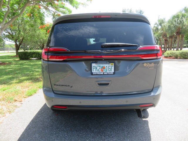 2021 Chrysler Pacifica Touring