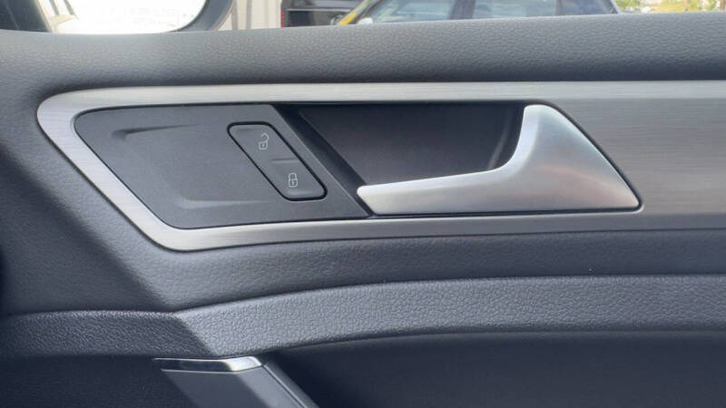 2015 Volkswagen Golf TSI SE