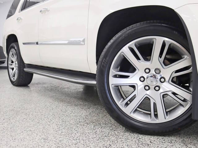 2015 Cadillac Escalade Luxury