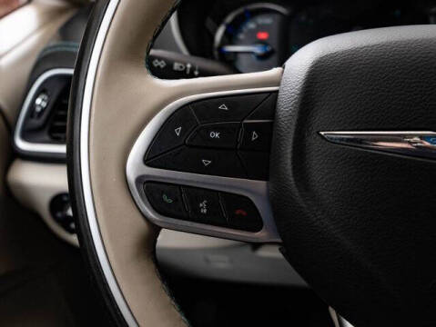 2018 Chrysler Pacifica Hybrid Limited