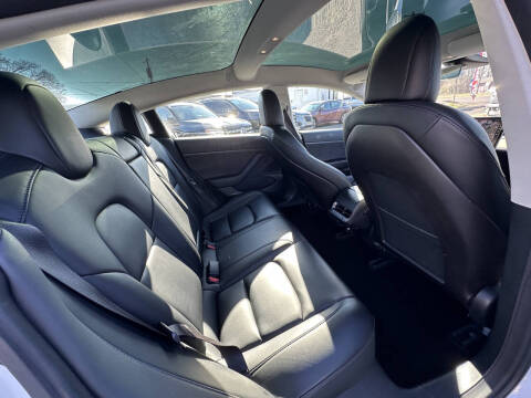 2020 Tesla Model 3 Standard Range Plus