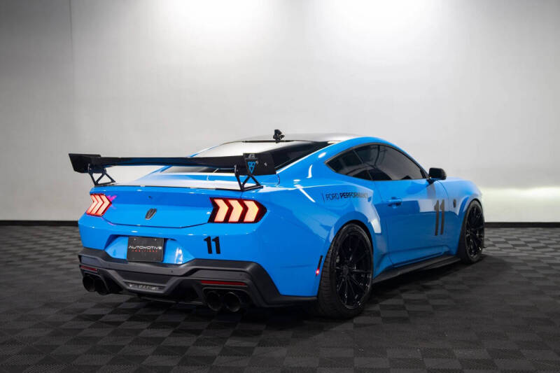 2024 Ford Mustang Dark Horse