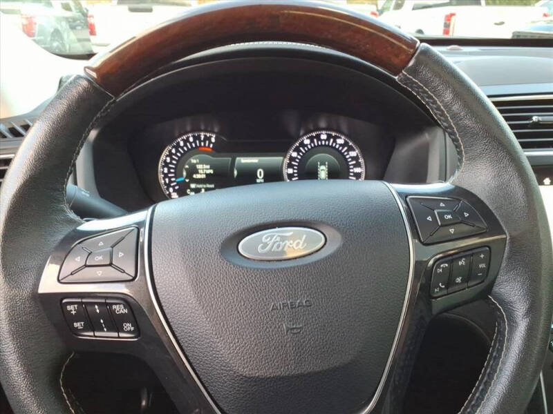 2019 Ford Explorer Platinum