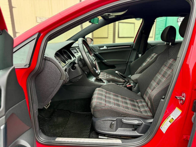 2015 Volkswagen Golf GTI S