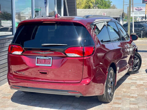 2018 Chrysler Pacifica Touring L