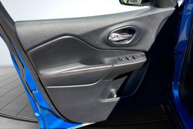 2020 Jeep Cherokee Trailhawk