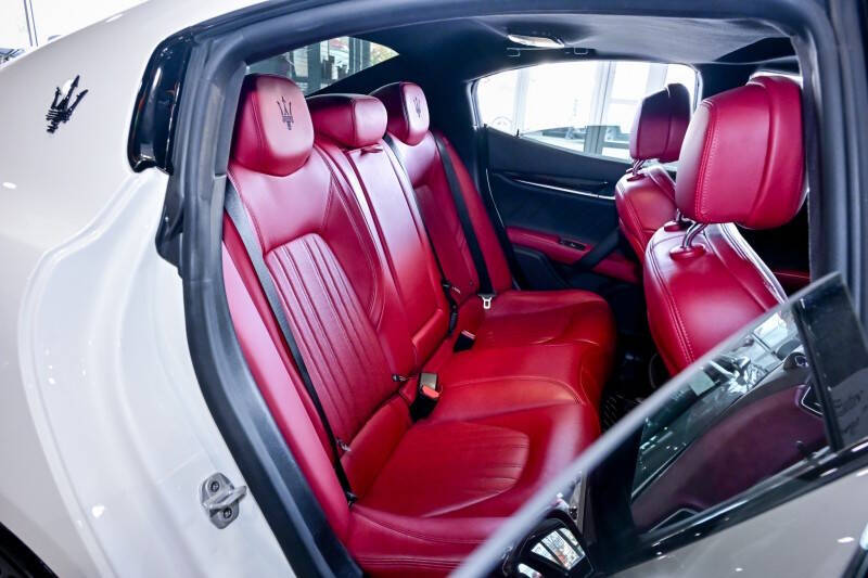 2022 Maserati Ghibli Modena