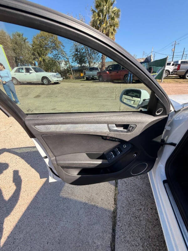 2013 Audi A4 2.0T quattro Premium Plus