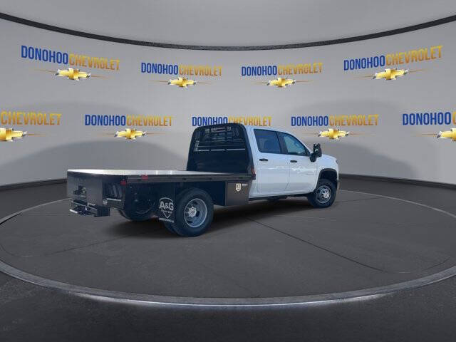 2026 Chevrolet Silverado 3500HD CC Work Truck