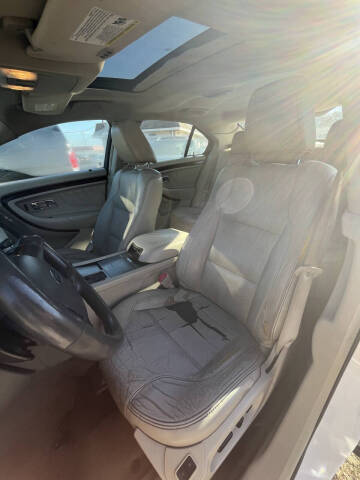 2010 Ford Taurus Limited