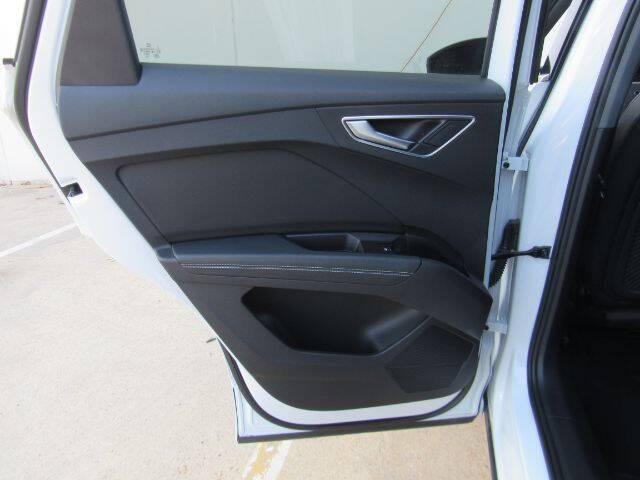 2022 Audi Q4 e-tron quattro Premium Plus 50