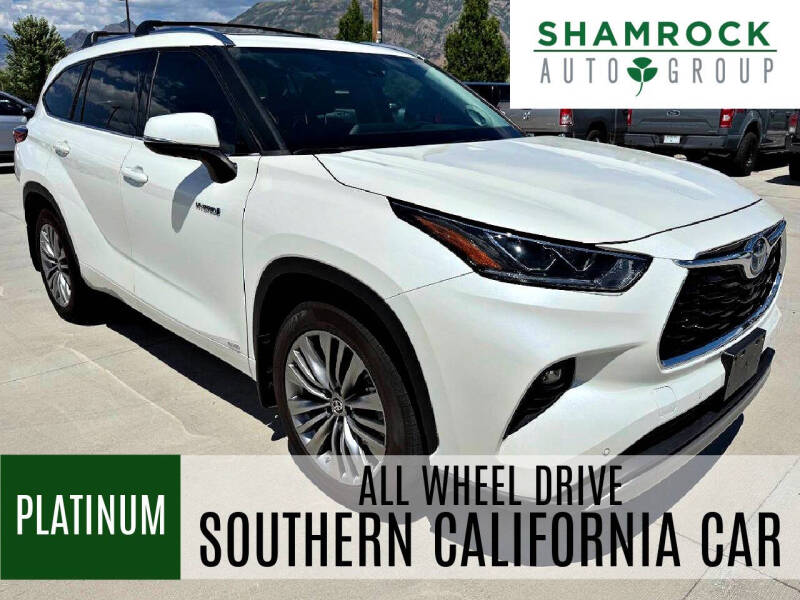 2021 Toyota Highlander Platinum's photo