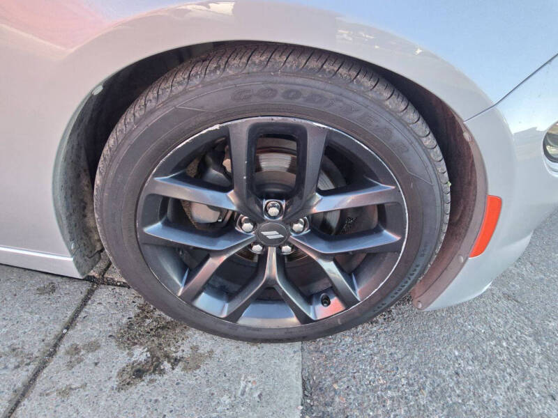 2019 Dodge Charger SXT