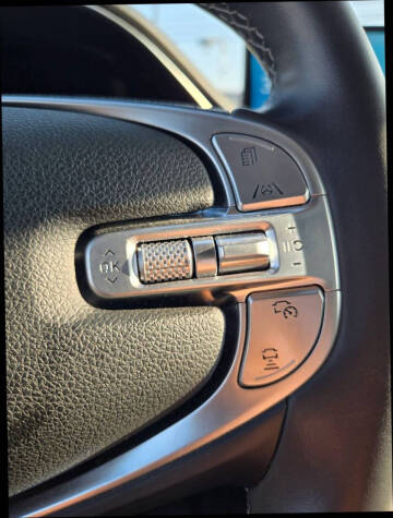 2023 Genesis GV70 2.5T Standard