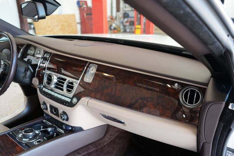 2017 Rolls-Royce Dawn