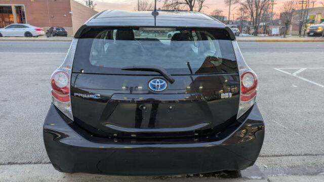 2013 Toyota Prius c Three