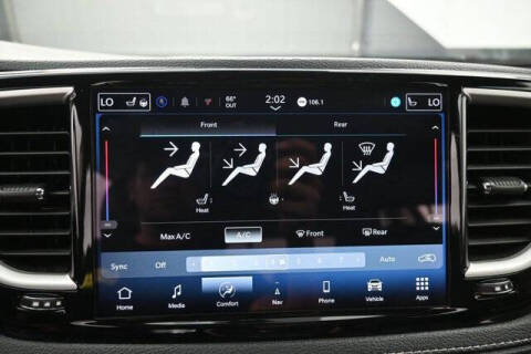2024 Chrysler Pacifica Plug-In Hybrid Select