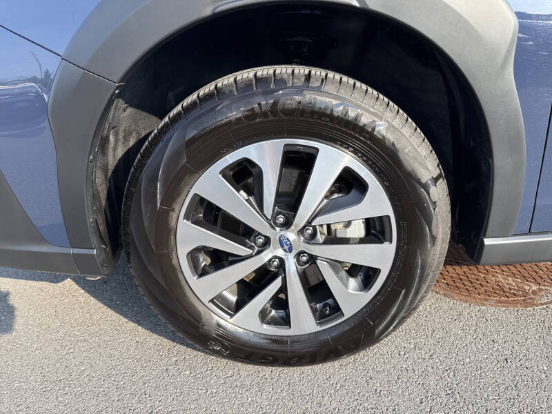 2025 Subaru Outback Premium