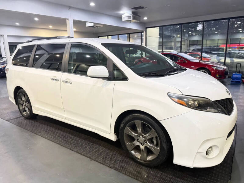2015 Toyota Sienna