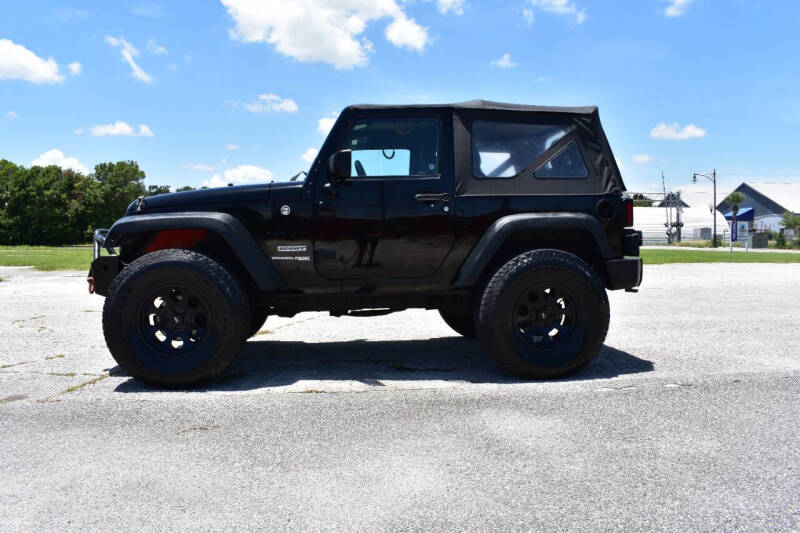 2018 Jeep Wrangler JK null photo 2