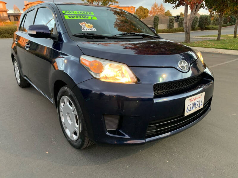 2011 Scion xD